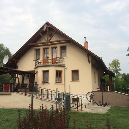 Cosy Rooms On The Lake Near Budapest And The Airport Isaszeg Exterior foto